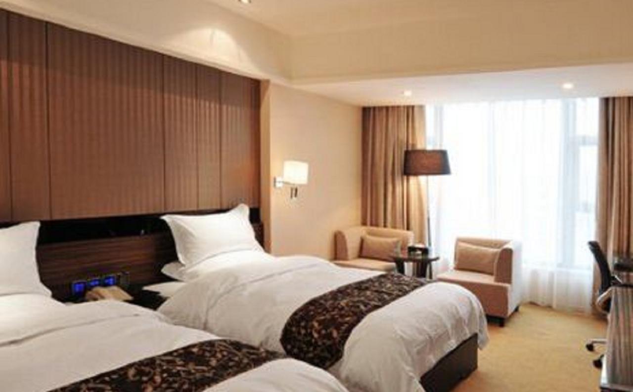 Jinwan International Hotel Qinzhou  ภายนอก รูปภาพ